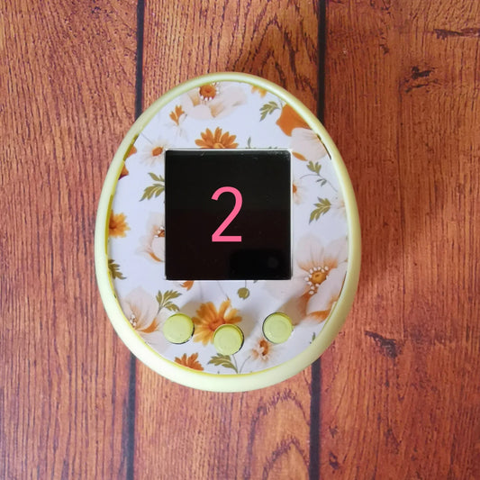Tamagotchi Meets/On Faceplate - Flora Fuzzy N Chic