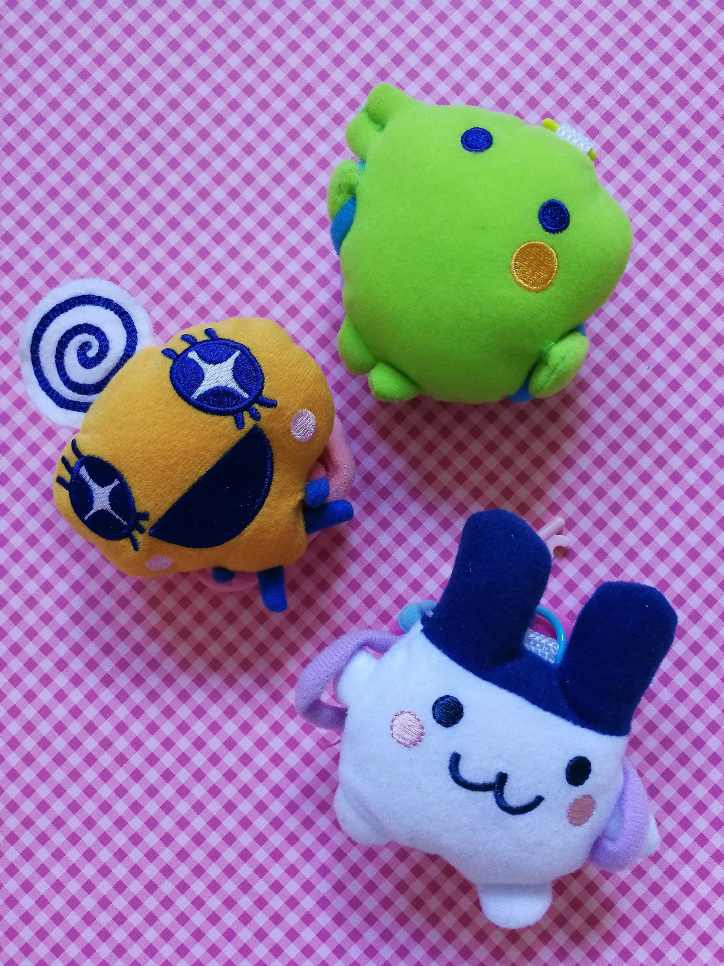 Tamagotchi connection/connexion pouch Fuzzy N Chic