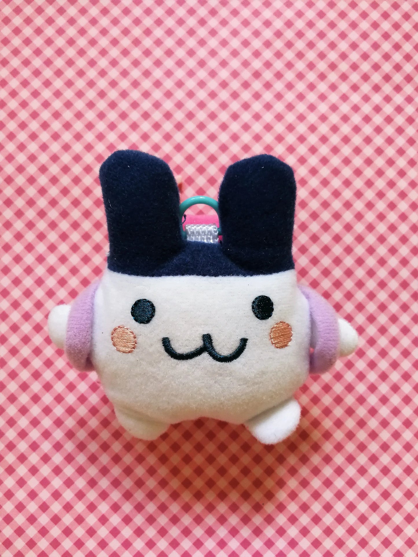 Tamagotchi connection/connexion pouch Fuzzy N Chic