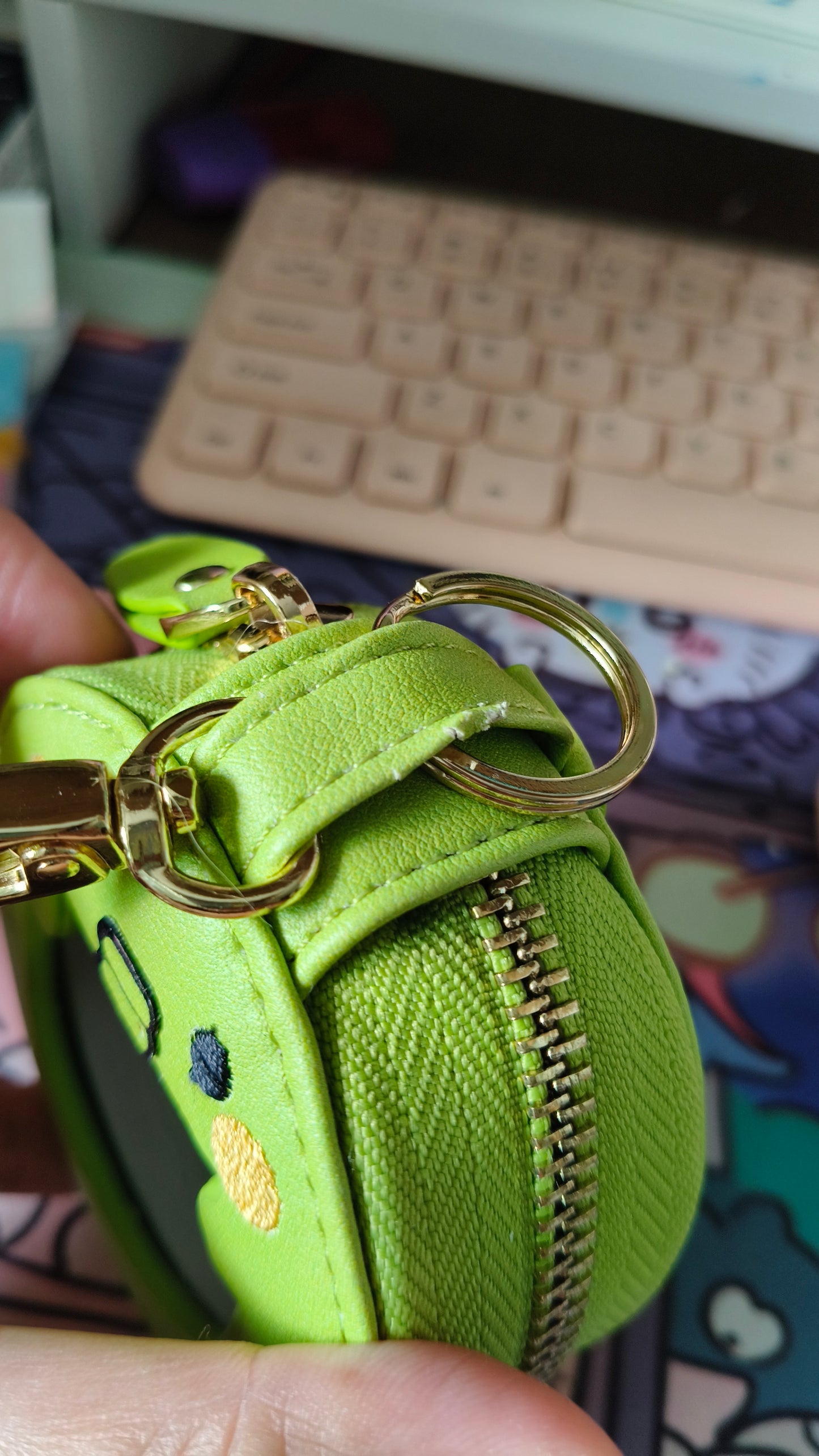 クリアランス不良品 たまごっち 窓付きジッパーポーチ