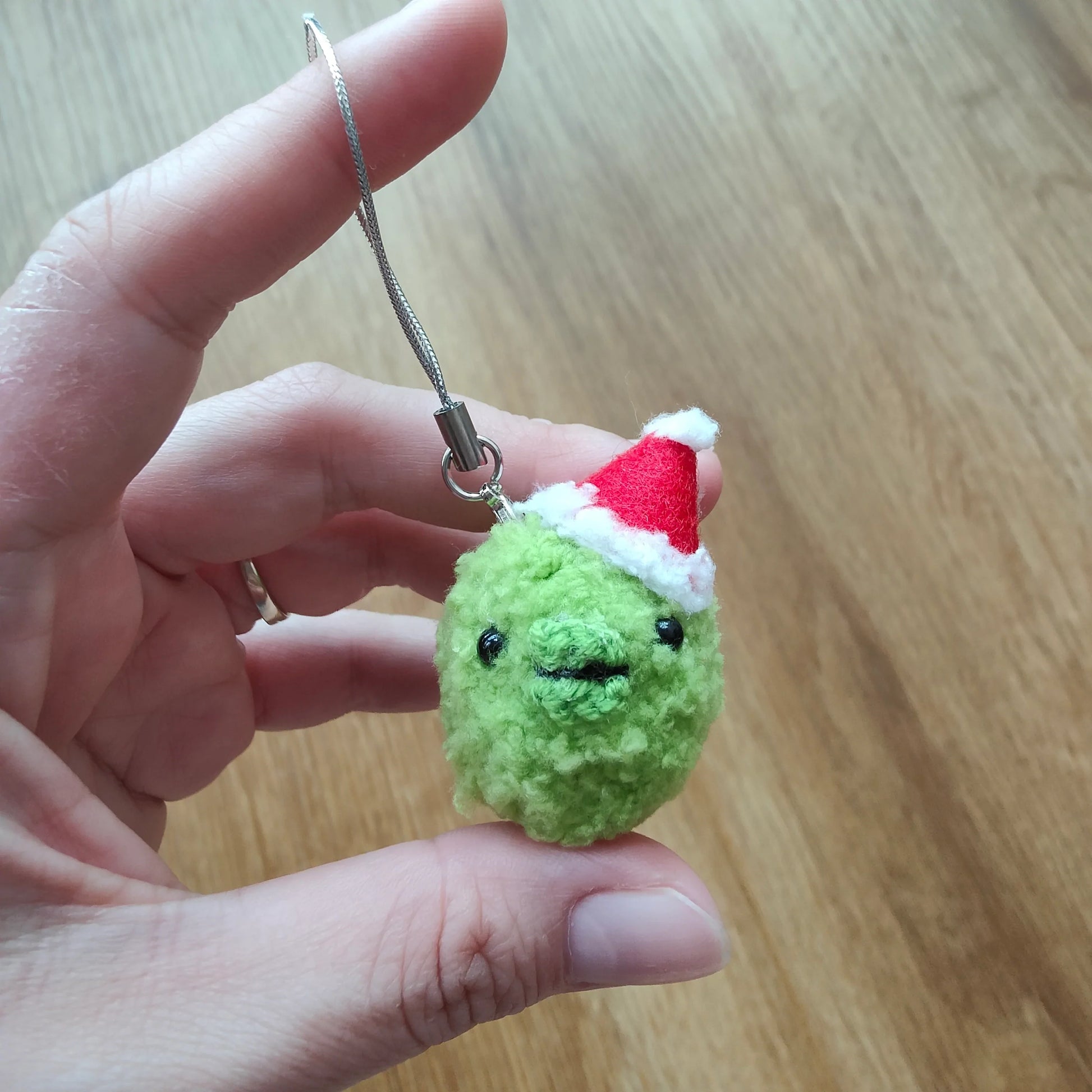 Kuchipatchi Xmas hat Keychain Fuzzy N Chic