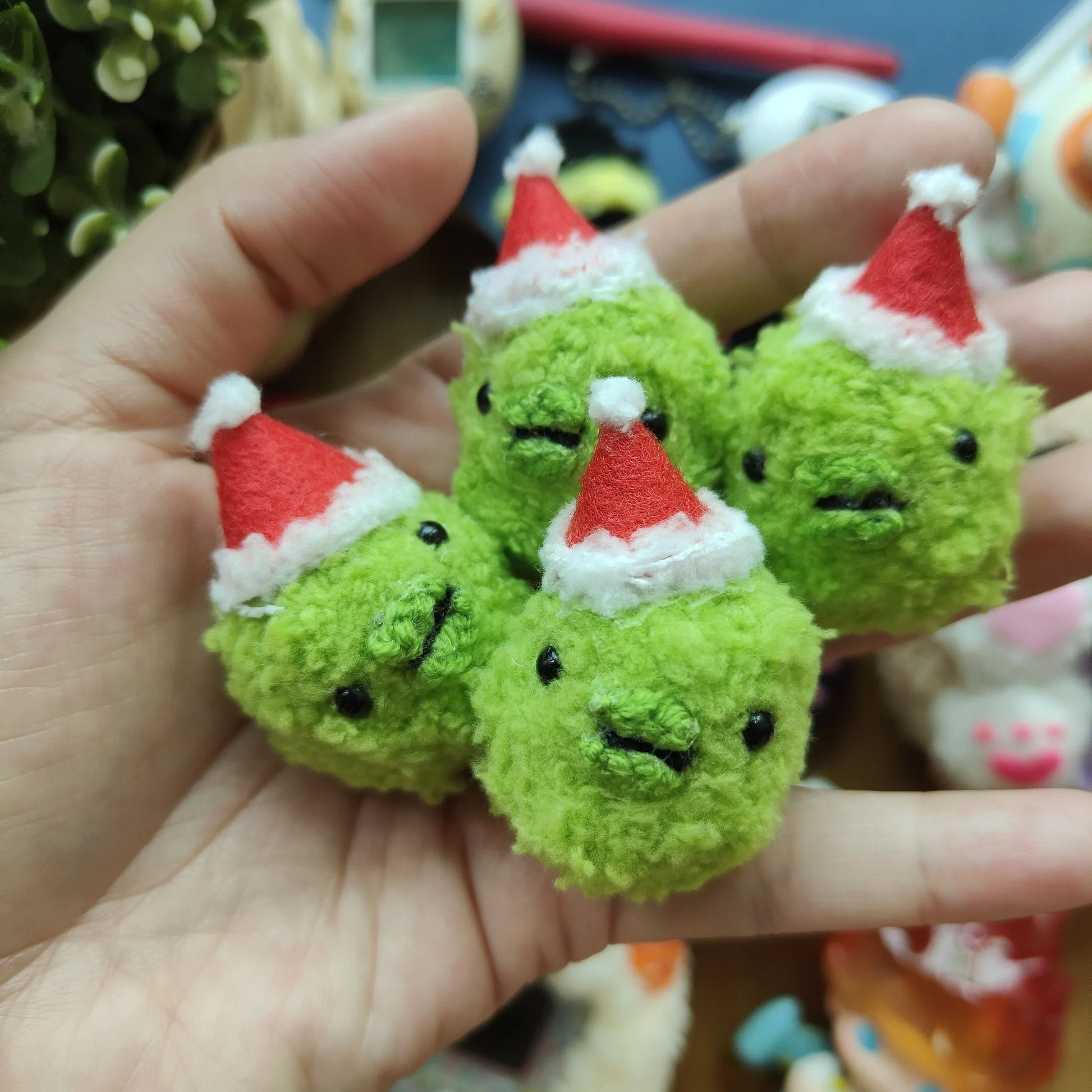 Kuchipatchi Xmas hat Keychain Fuzzy N Chic