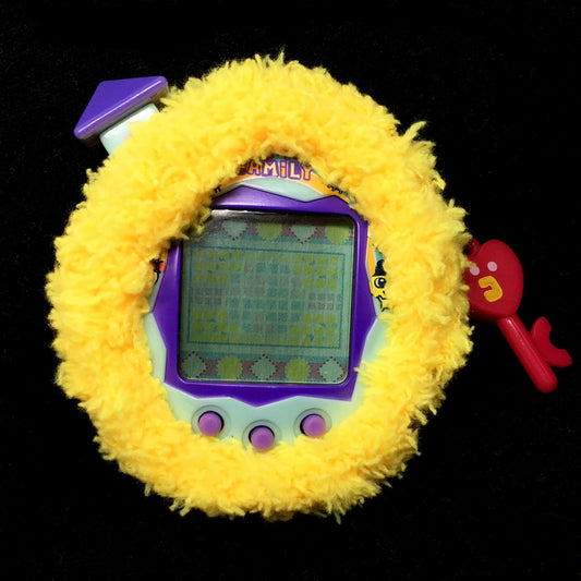 Tamagotchi Fuzzy Cover - Color Tamas & Connections Fuzzy N Chic