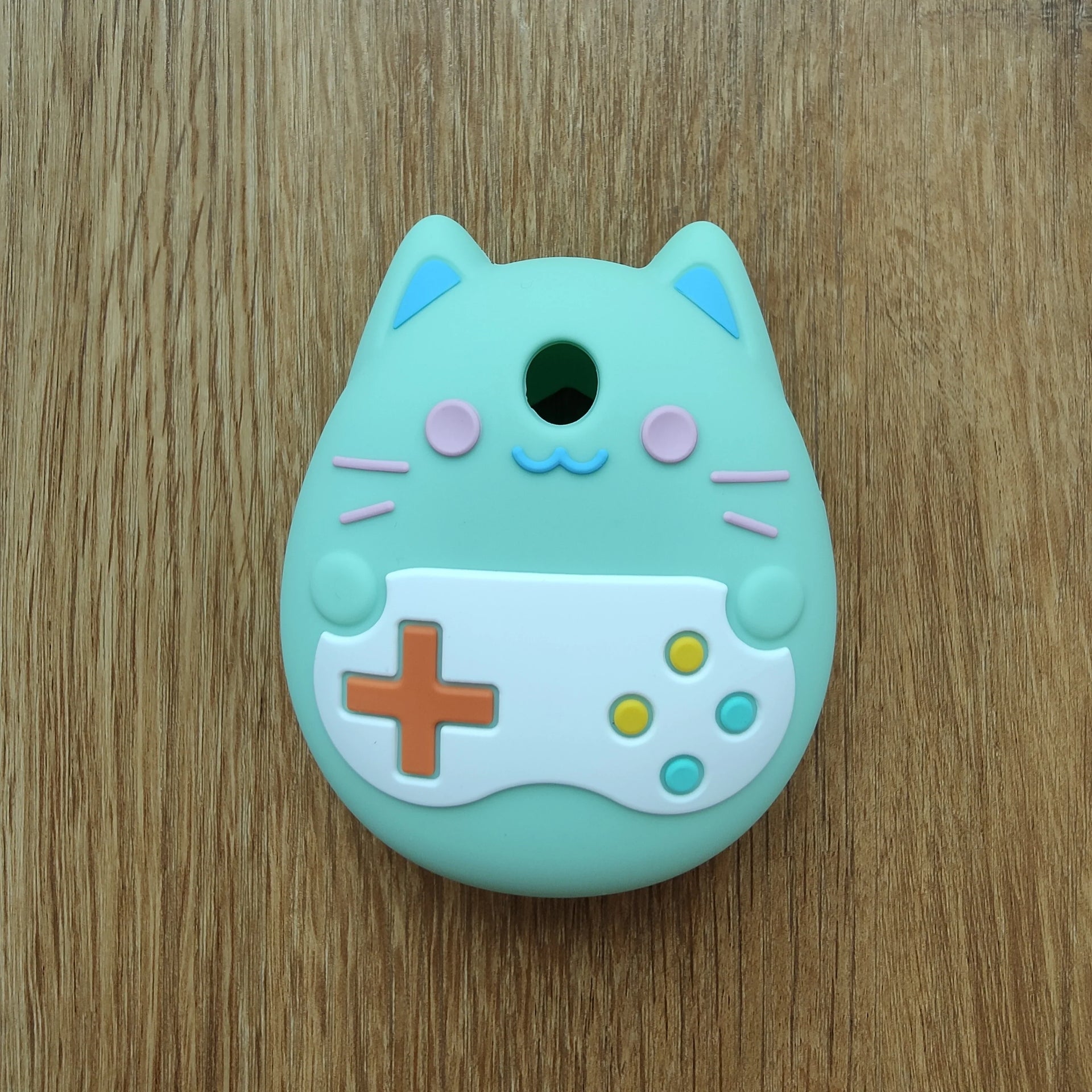 Tamagotchi-Pix-Gamer-Cat-